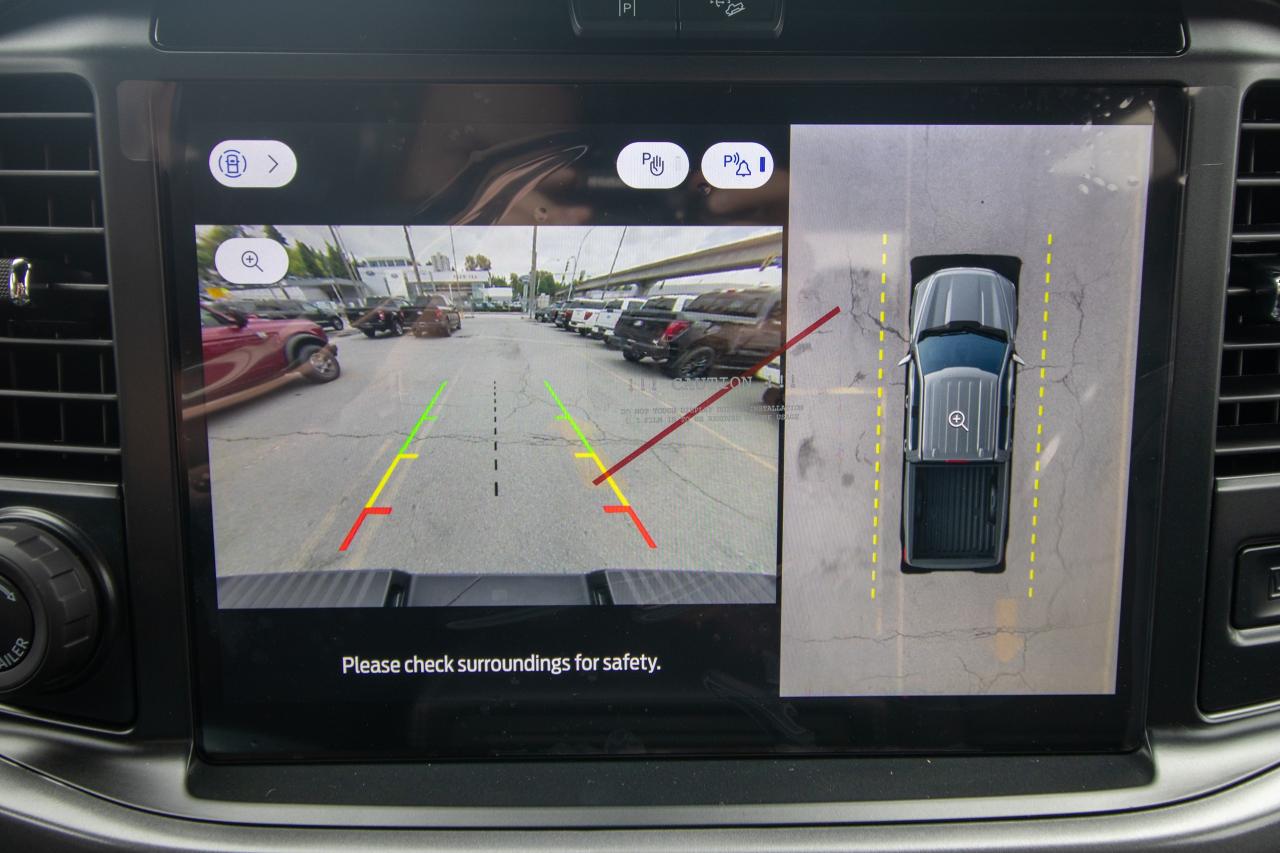 2025 Ford F-150 XLT 4WD SuperCrew 5.5' Box Photo5