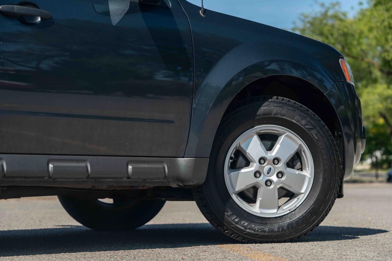 2009 Ford Escape XLT - Photo #10