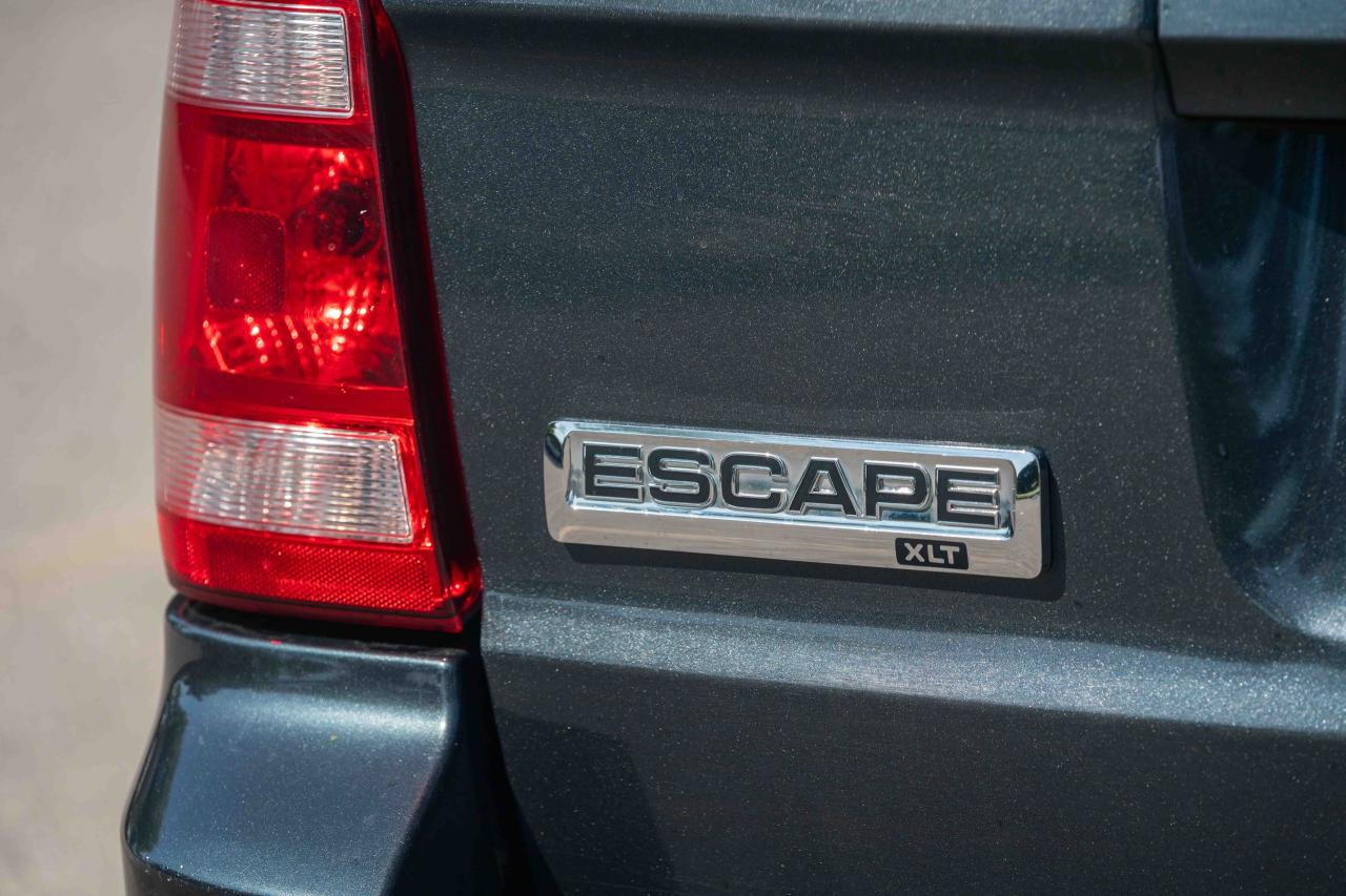 2009 Ford Escape XLT - Photo #13