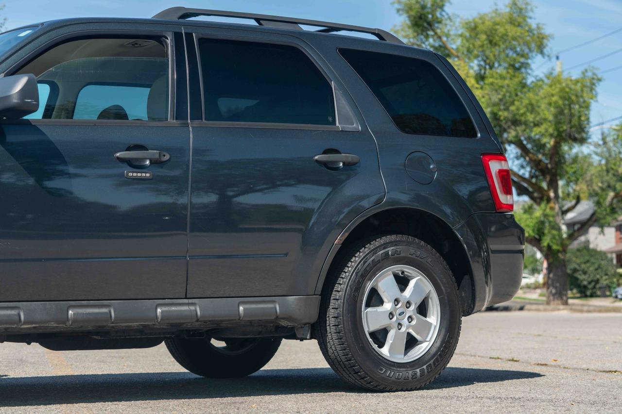 2009 Ford Escape XLT - Photo #14