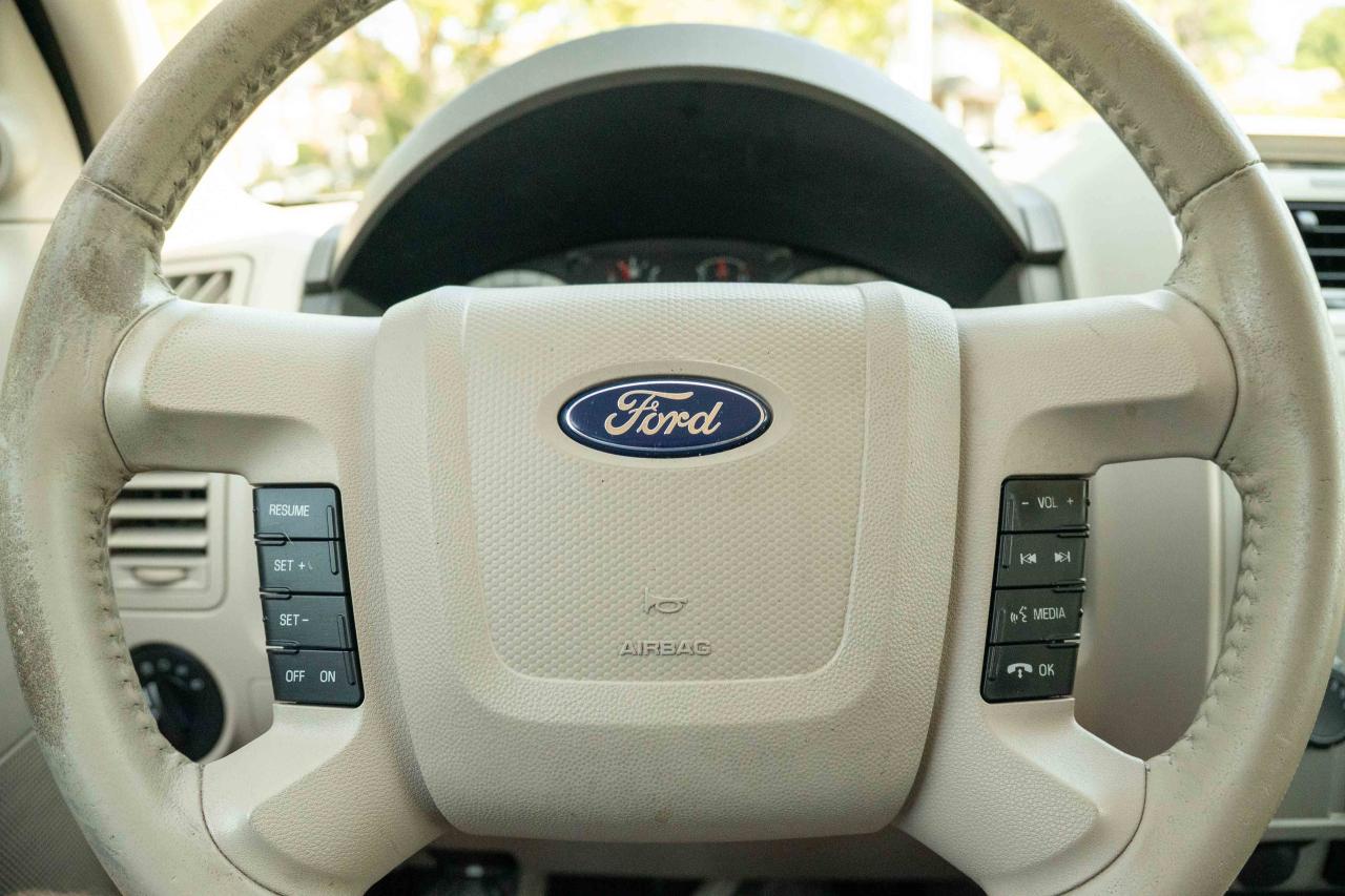 2009 Ford Escape XLT - Photo #29