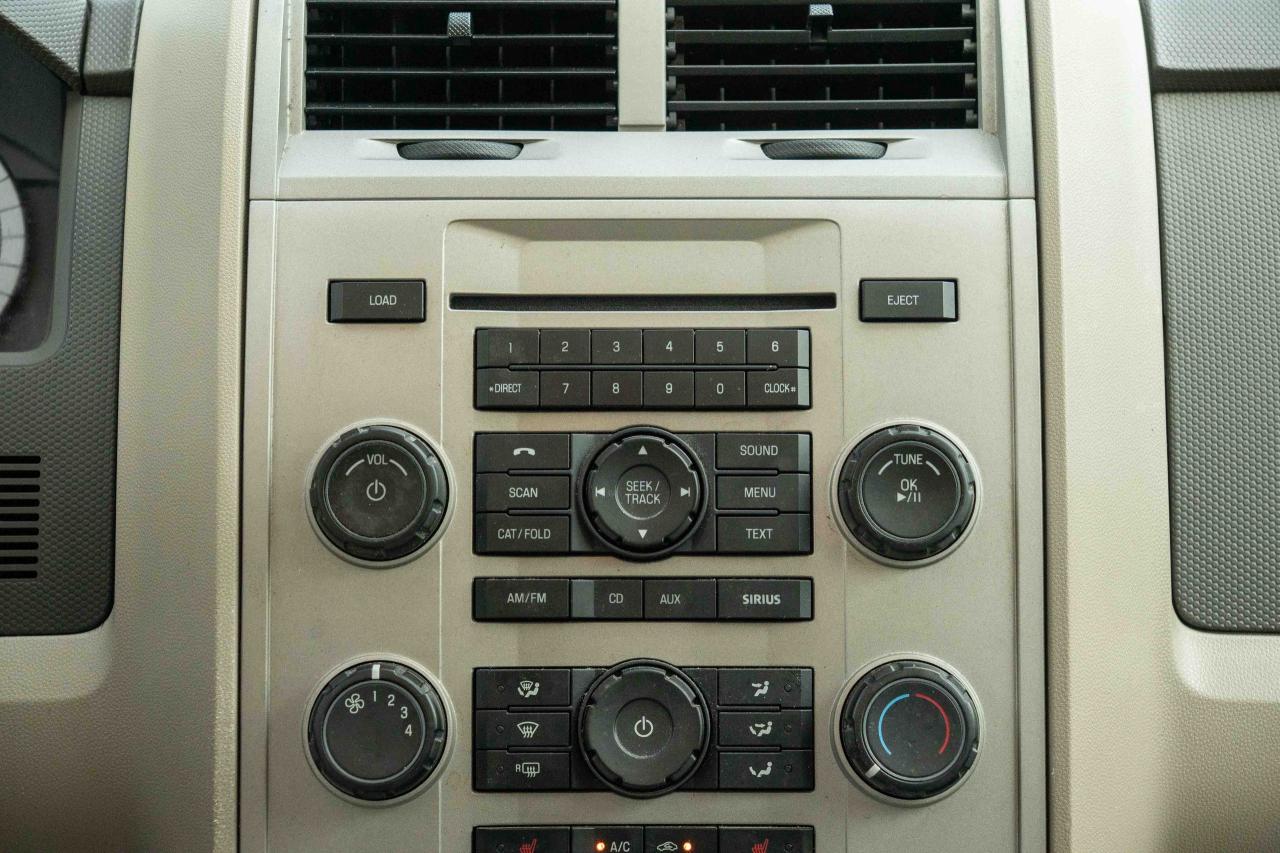 2009 Ford Escape XLT - Photo #31