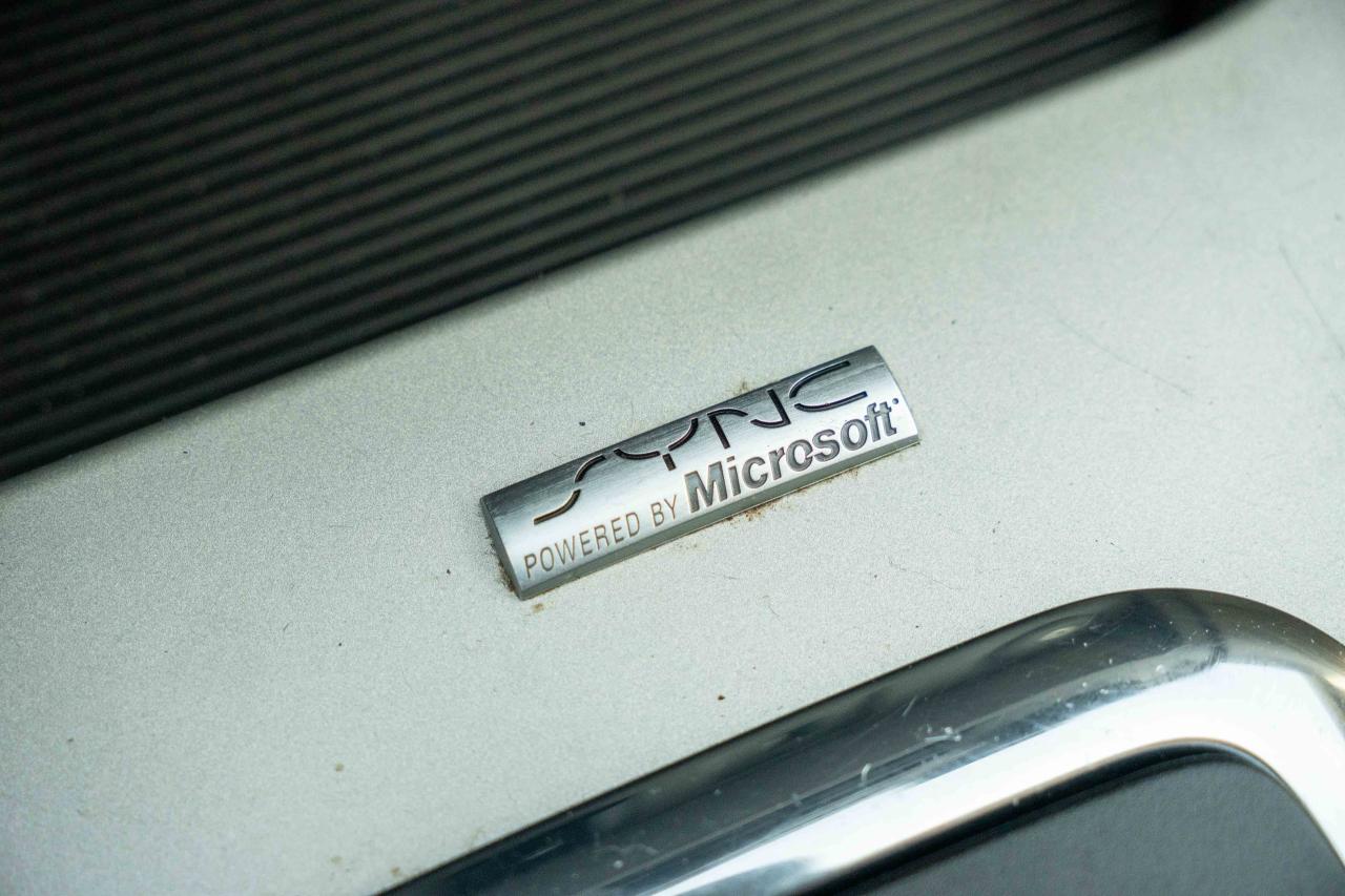 2009 Ford Escape XLT - Photo #34