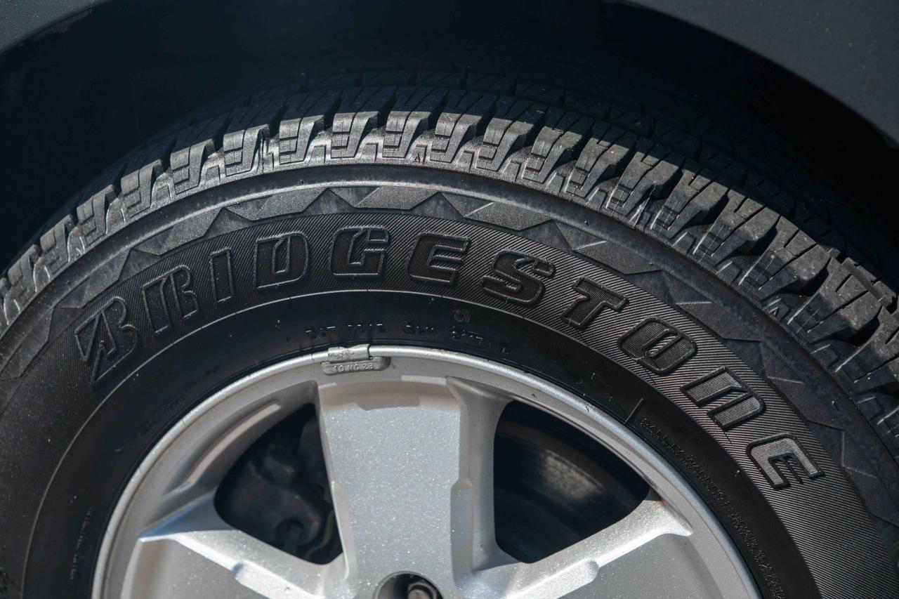2009 Ford Escape XLT - Photo #49