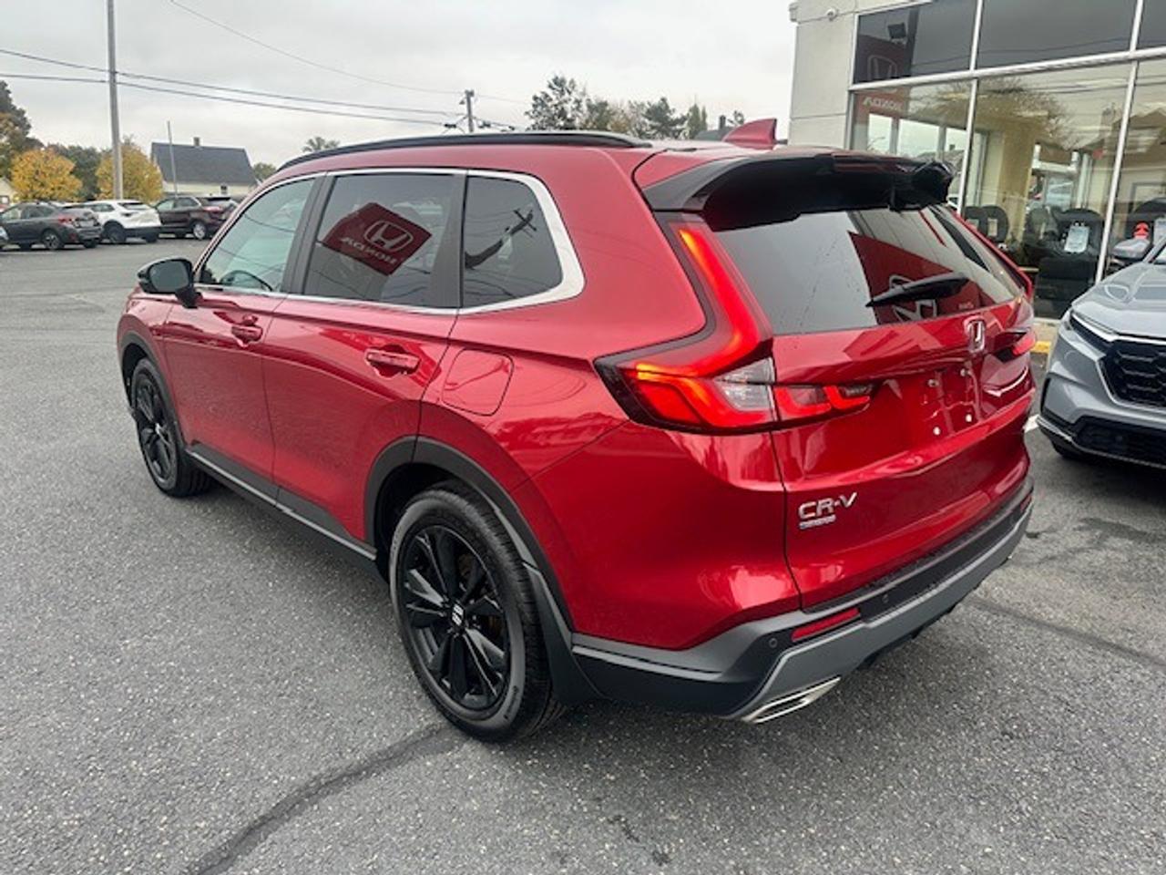 2024 Honda CR-V TOURING HYBRID Photo