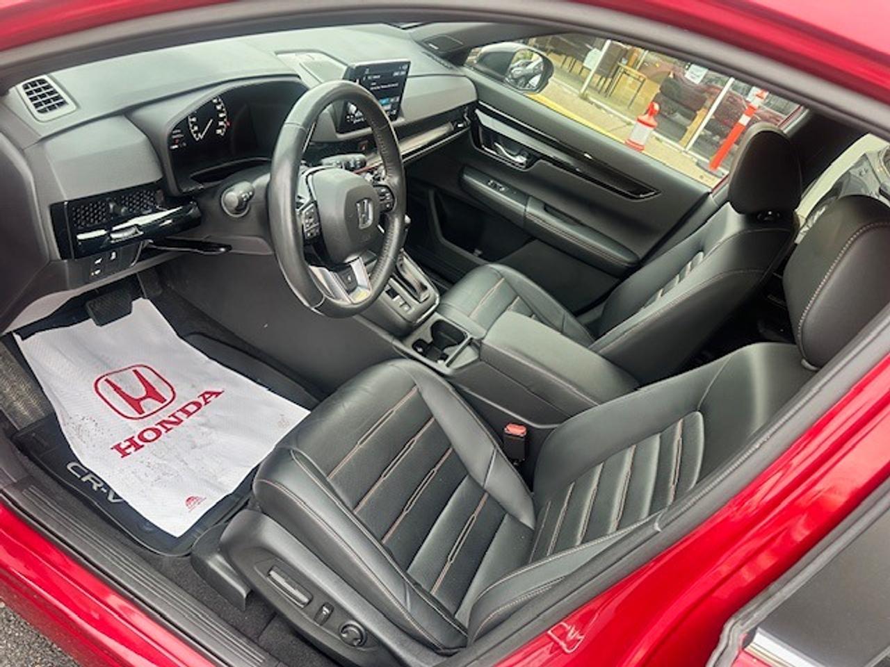 2024 Honda CR-V TOURING HYBRID Photo