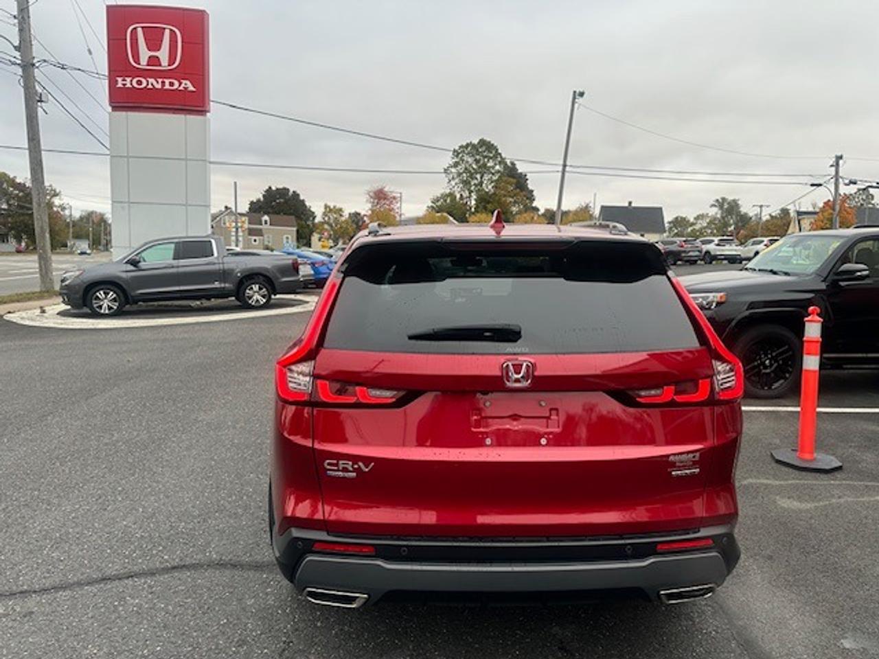 2024 Honda CR-V TOURING HYBRID Photo