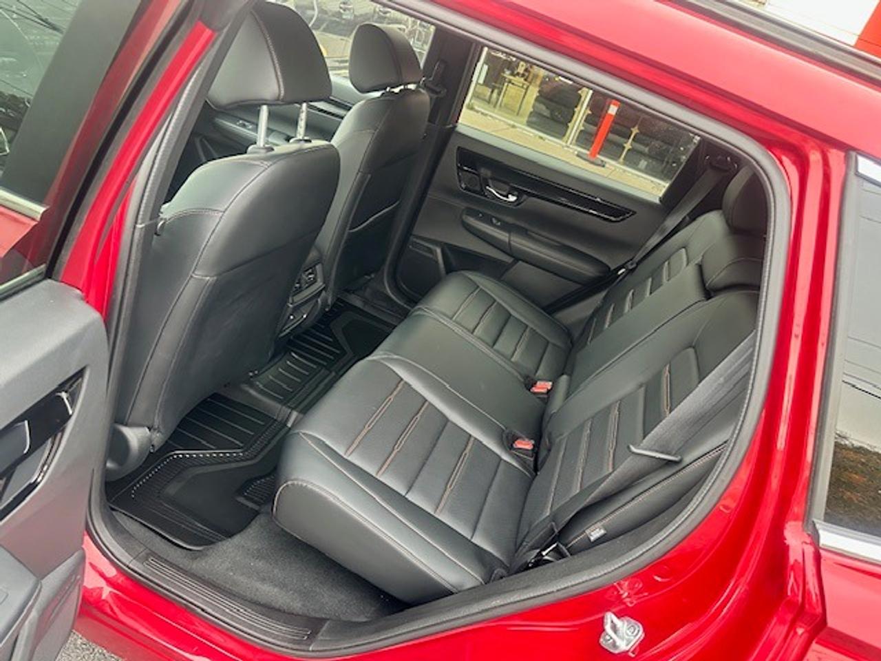2024 Honda CR-V TOURING HYBRID Photo