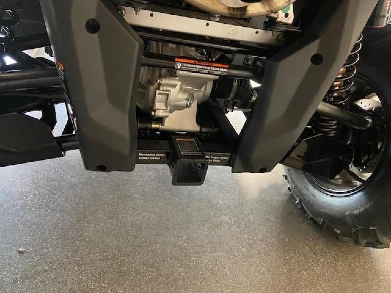 2025 Cub Cadet CHALLENGER 750 MX750 Photo