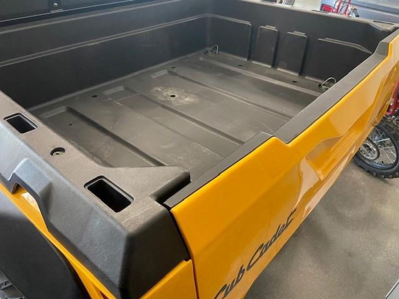 2025 Cub Cadet CHALLENGER 750 MX750 Photo