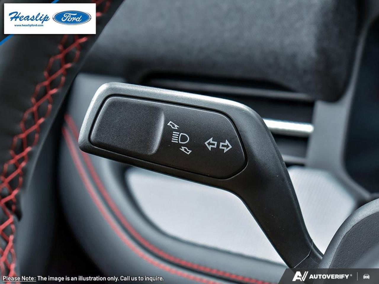 2025 Ford Explorer ST-Line Photo5