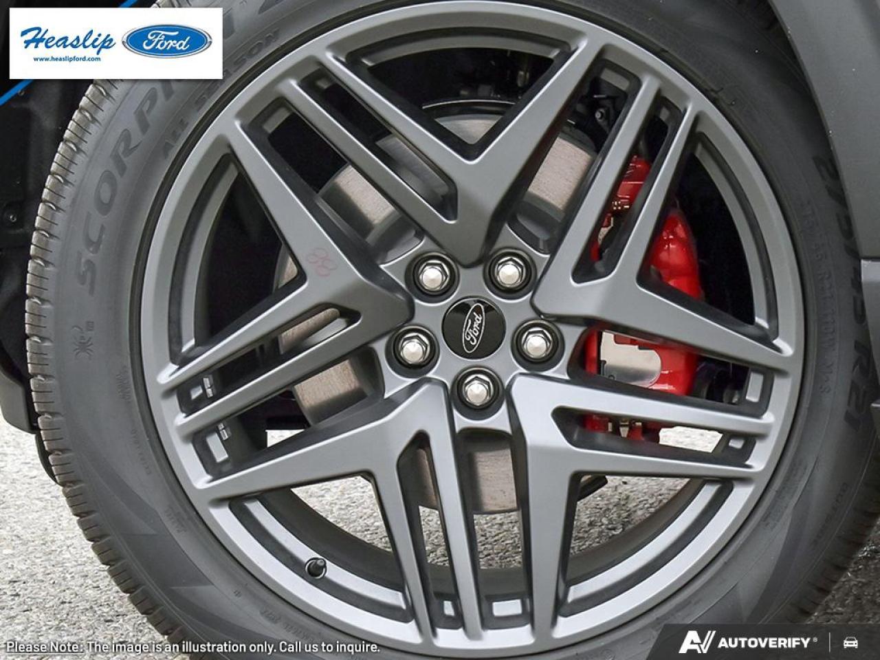 2025 Ford Explorer ST-Line Photo5