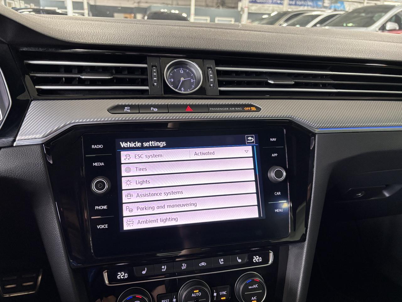 2020 Volkswagen Arteon R-LINE|4MOTION|NAV|DYNAUDIO|AMBIENT|LEATHER|+++ - Photo #30