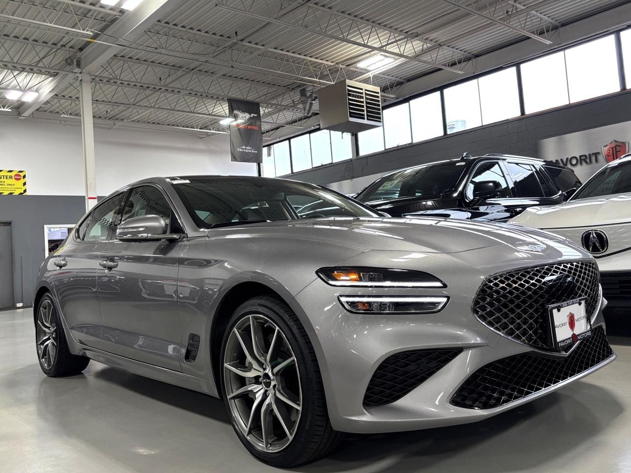 2025 Genesis G70 2.5T Advanced|AWD|NAV|LEATHER|SUNROOF|HEATCOOLSEAT - Photo #2