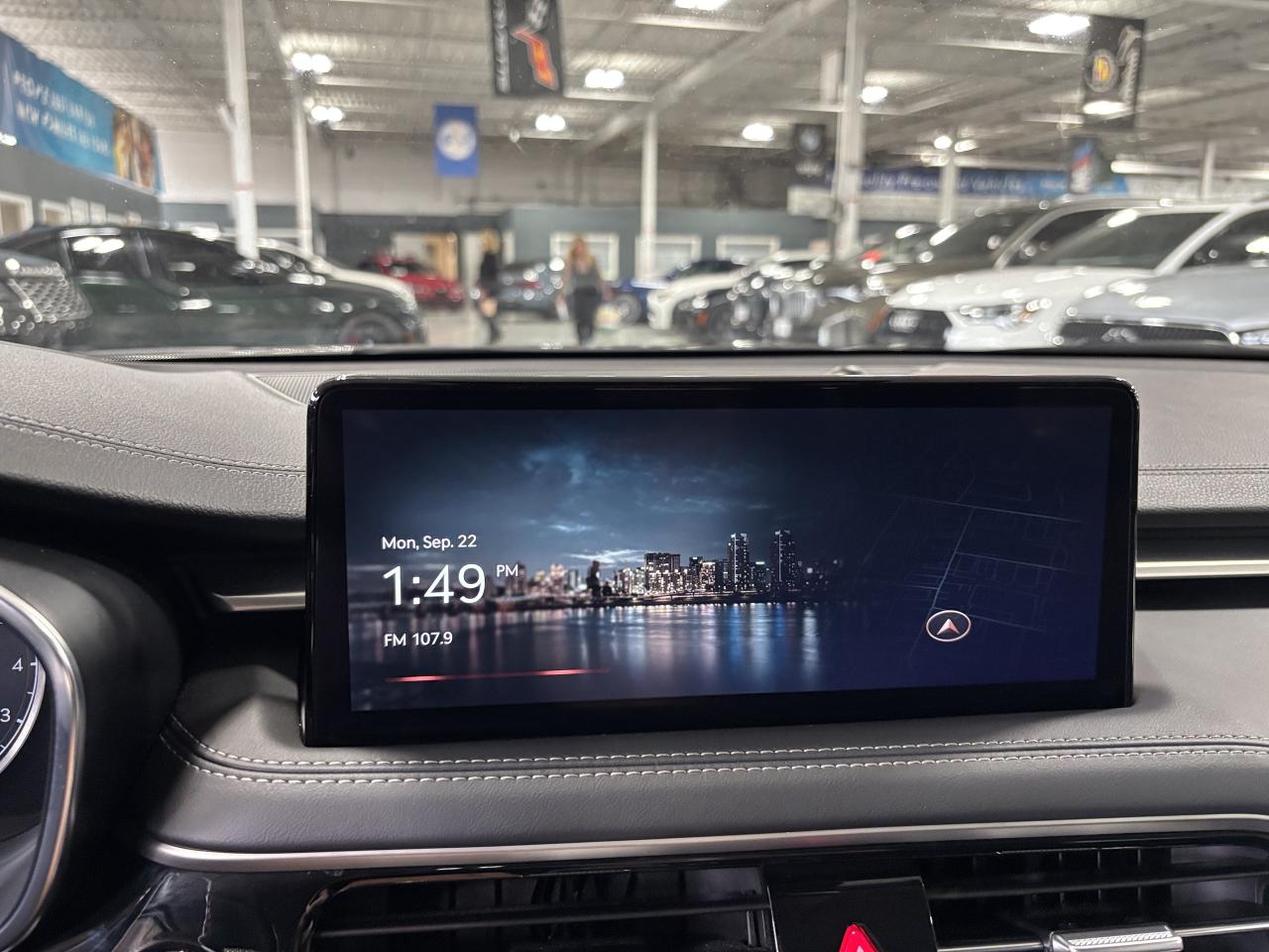 2025 Genesis G70 2.5T Advanced|AWD|NAV|LEATHER|SUNROOF|HEATCOOLSEAT - Photo #19