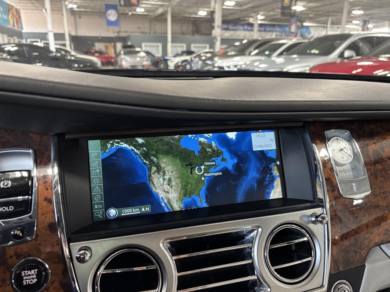 2011 Rolls Royce Ghost V12|NO LUX TAX|NAV|WOOD|CREAMSEATS|POWERDOORS|HUD| - Photo #33