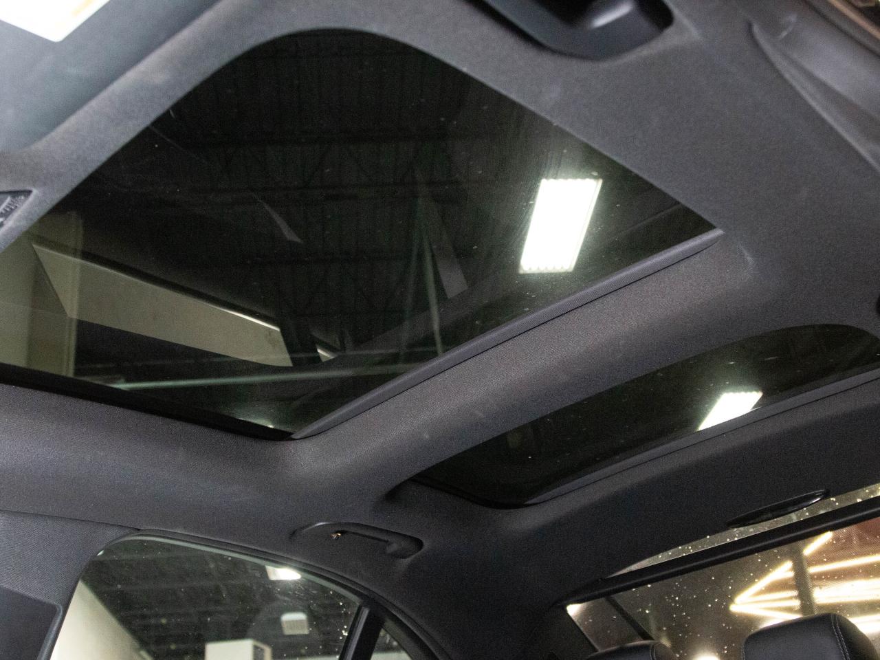 2015 Mercedes-Benz C-Class C 63 S | AMG | BURMESTER | PANO | 19"RIM | 2 TONE Photo