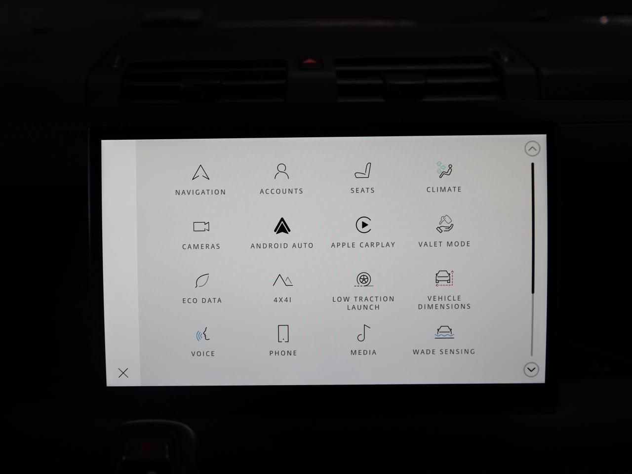 2022 Land Rover Defender 110 X-Dynamic SE/PANO/360 CAM/MERIDIAN/DRIVE ASIST Photo