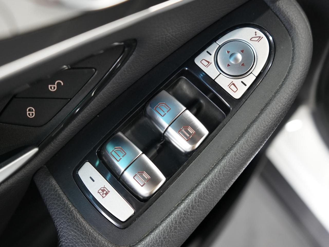 2020 Mercedes-Benz GLC GLC 300/PANO/360CAM/NO ACCIDENT/1OWNER/DRIVE ASIST Photo