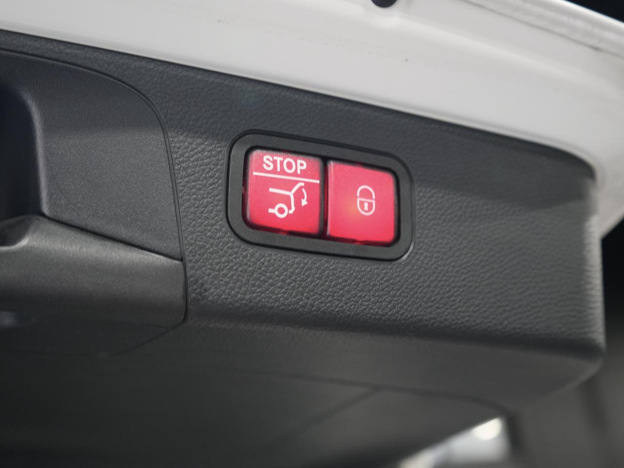 2020 Mercedes-Benz GLC GLC 300/PANO/360CAM/NO ACCIDENT/1OWNER/DRIVE ASIST Photo