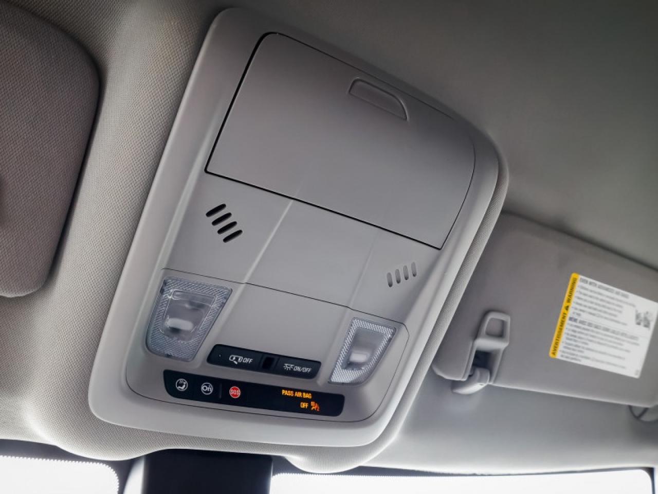 2023 Chevrolet Equinox LT  - Heated Seats -  Apple CarPlay - $152 B/W Photo