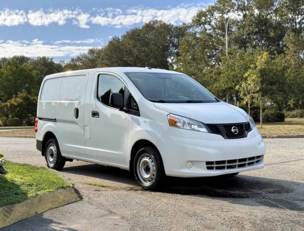 Used 2021 Nissan NV200 S Cargo Van with Rear Shelving for sale in Burnaby, BC