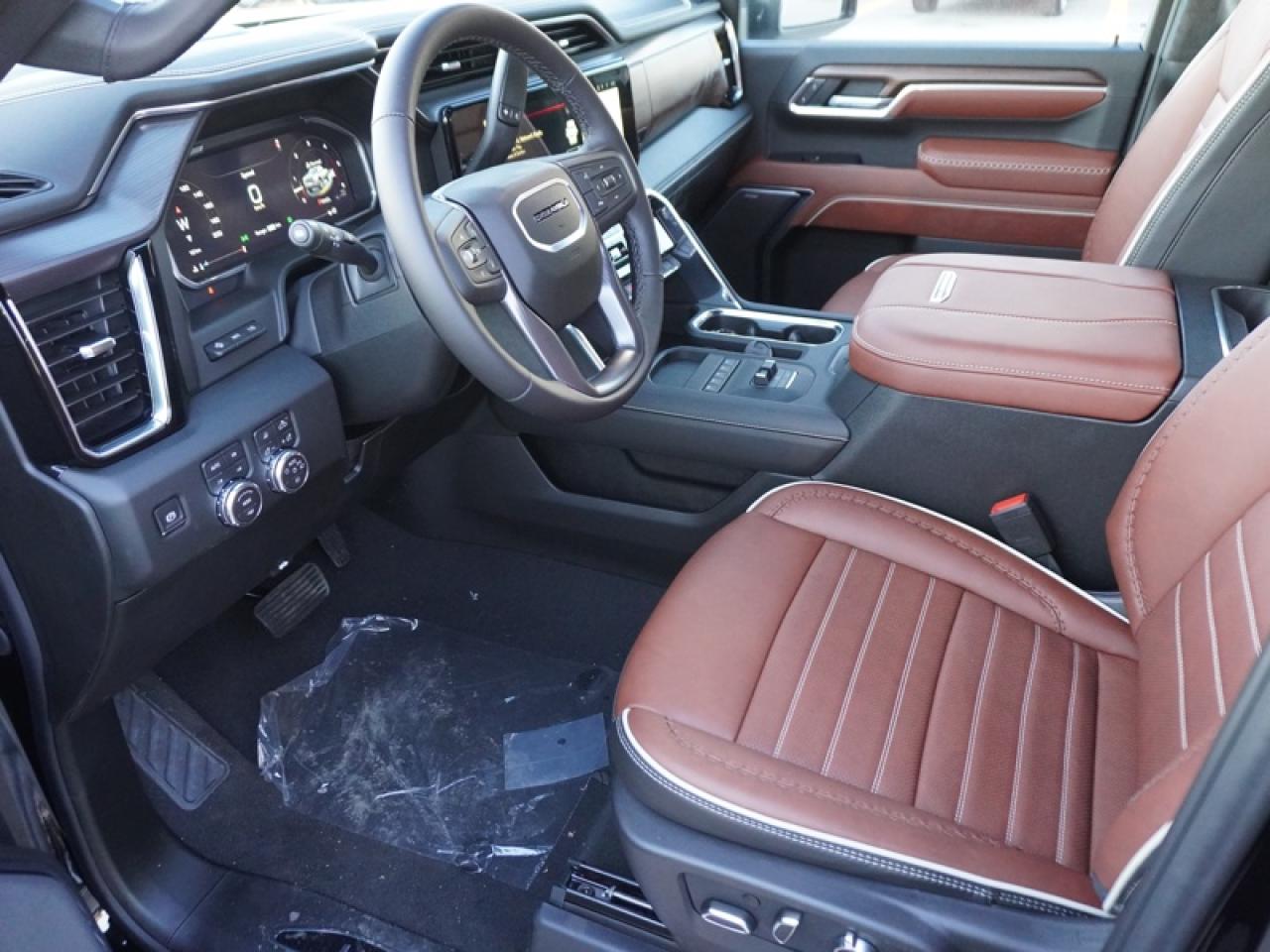 2026 GMC Sierra 2500 HD Denali Ultimate  - Leather Seats Photo