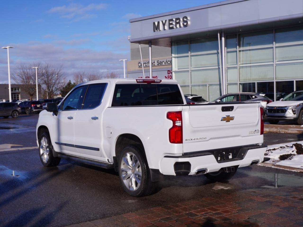 2026 Chevrolet Silverado 1500 High Country  - Leather Seats Photo