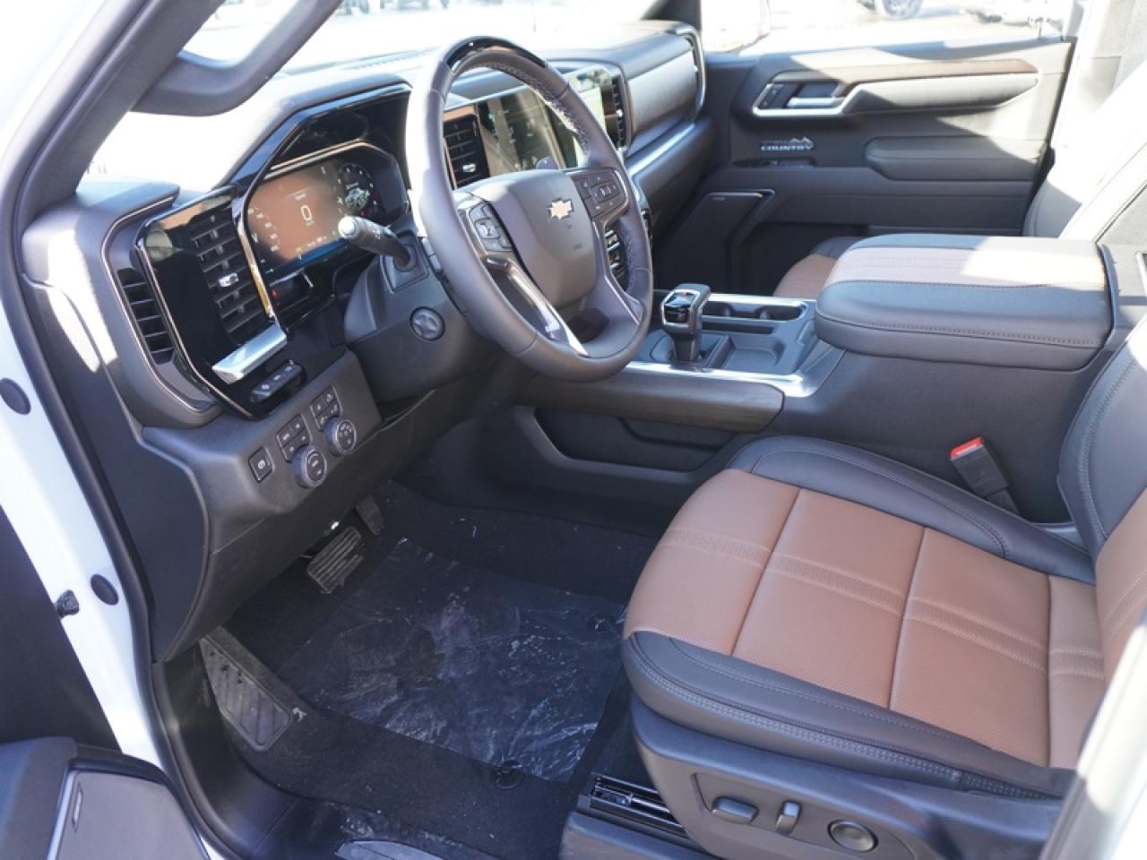 2026 Chevrolet Silverado 1500 High Country  - Leather Seats Photo