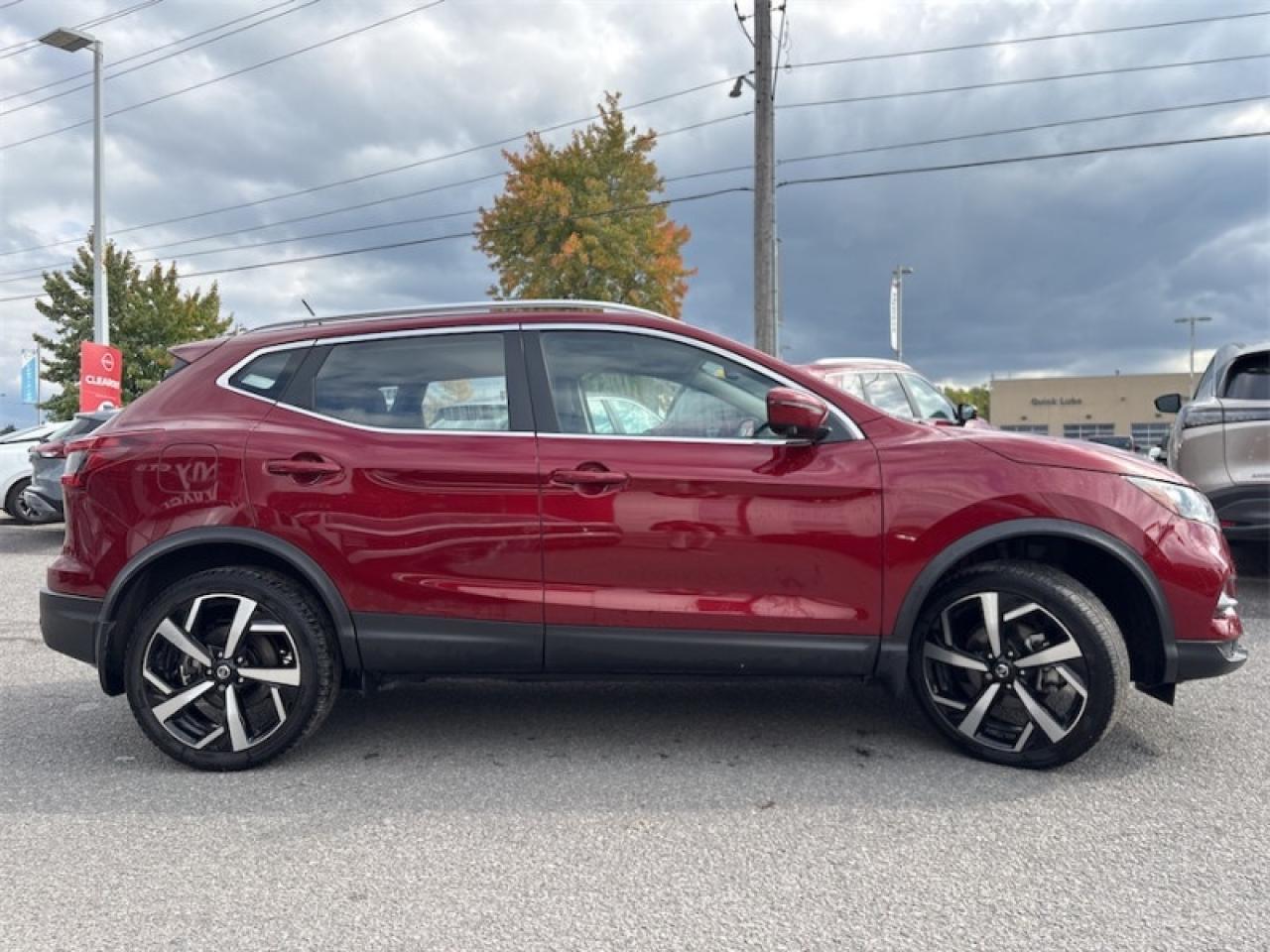 2023 Nissan Qashqai SL AWD  One Owner Lease Return, Heated Leather Seats & Steering Wheel, NAV, 360 Cam, Remote Start Photo4