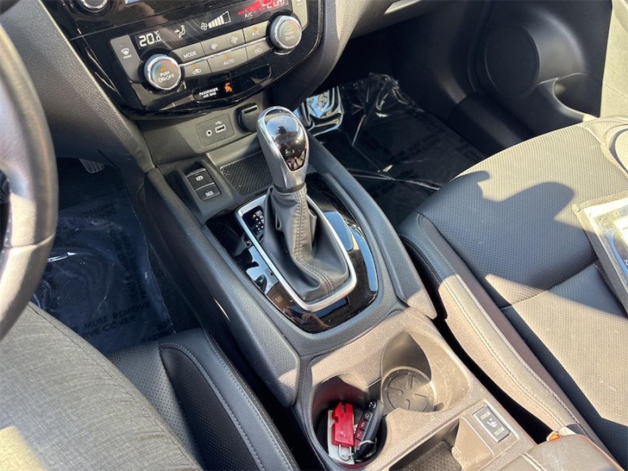 2023 Nissan Qashqai SL AWD  One Owner Lease Return, Heated Leather Seats & Steering Wheel, NAV, 360 Cam, Remote Start Photo