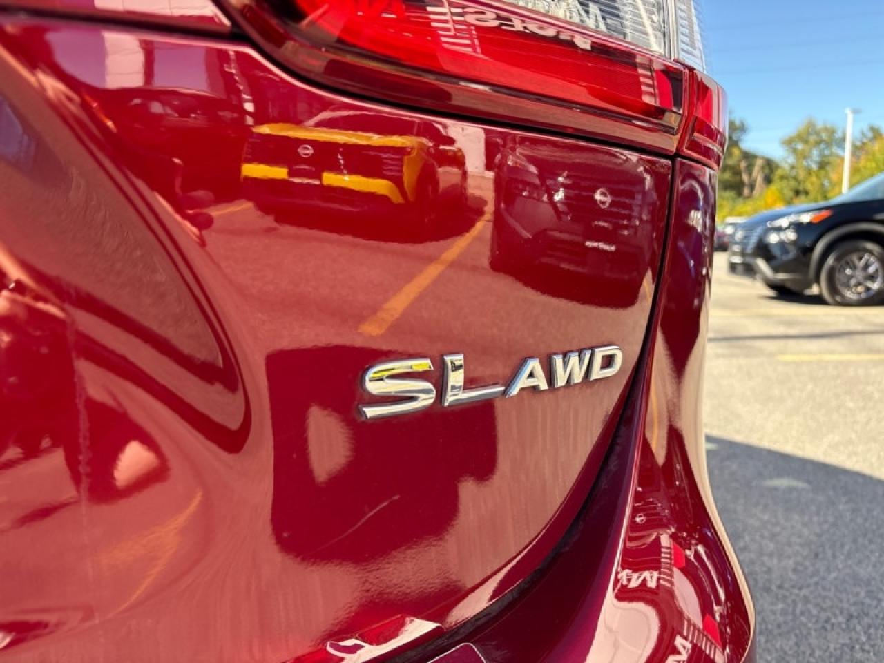 2023 Nissan Qashqai SL AWD  One Owner Lease Return, Heated Leather Seats & Steering Wheel, NAV, 360 Cam, Remote Start Photo