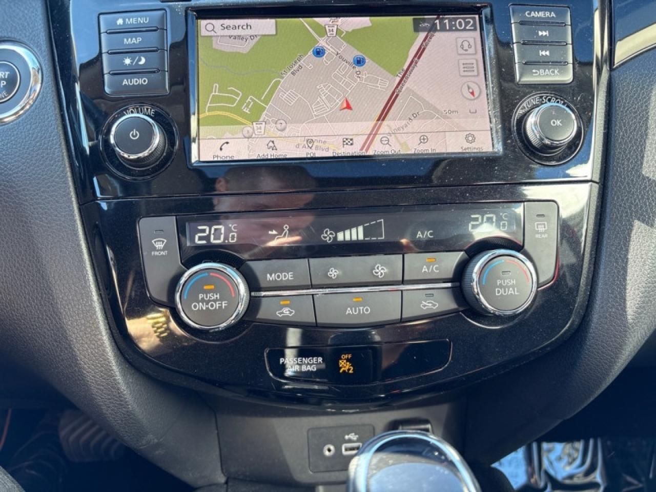 2023 Nissan Qashqai SL AWD  One Owner Lease Return, Heated Leather Seats & Steering Wheel, NAV, 360 Cam, Remote Start Photo