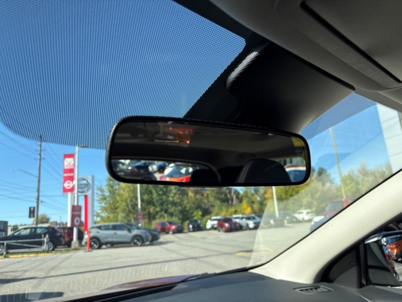 2023 Nissan Qashqai SL AWD  One Owner Lease Return, Heated Leather Seats & Steering Wheel, NAV, 360 Cam, Remote Start Photo