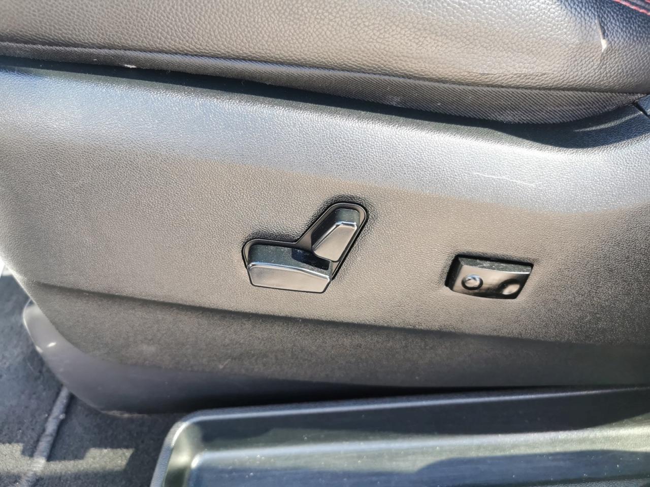 2017 Dodge Grand Caravan GT - Photo #12
