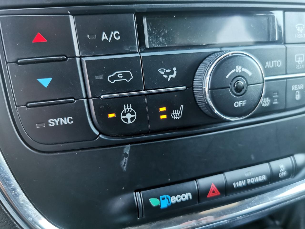 2017 Dodge Grand Caravan GT - Photo #31