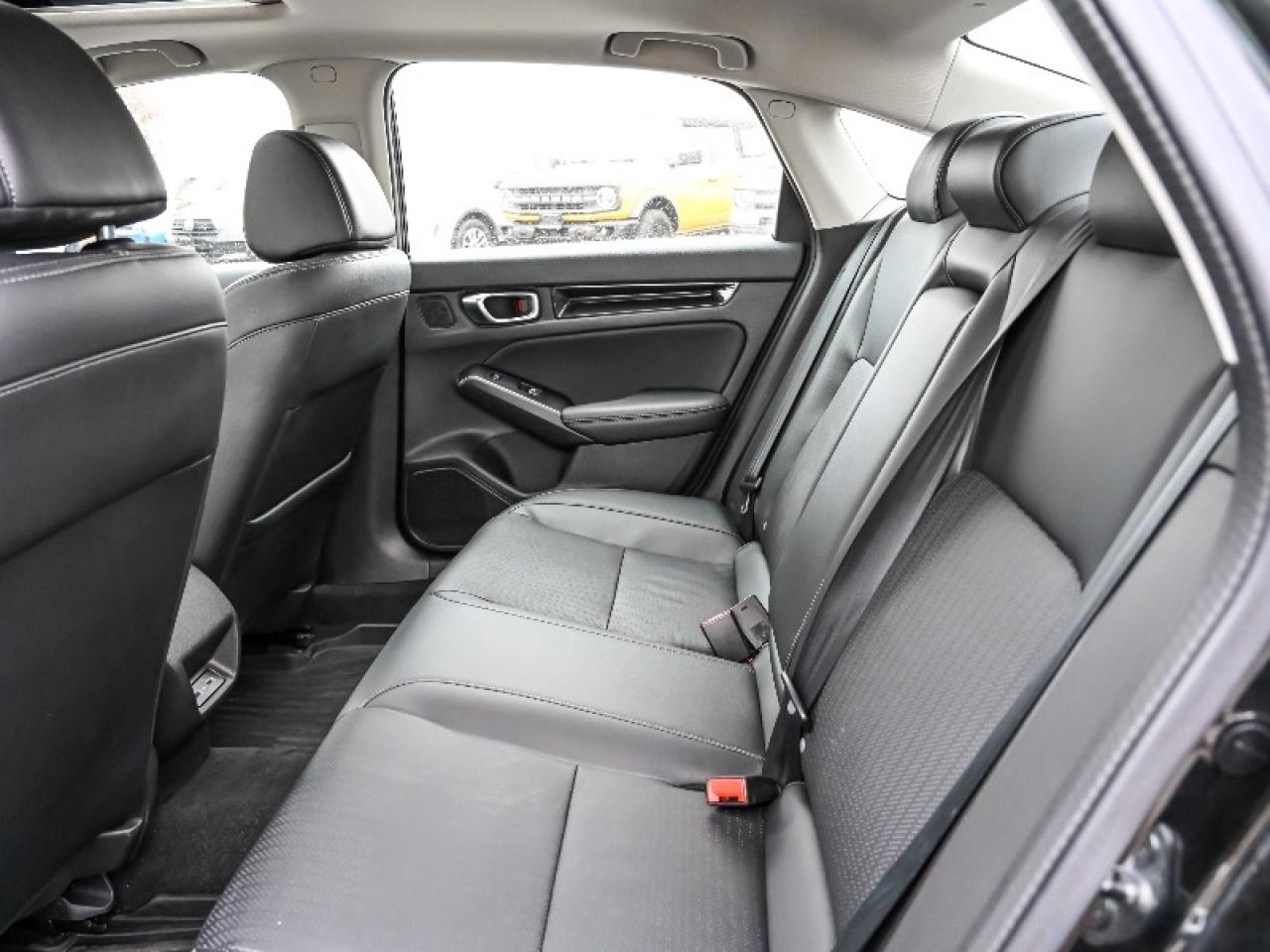 2022 Honda Civic Sedan Touring Photo