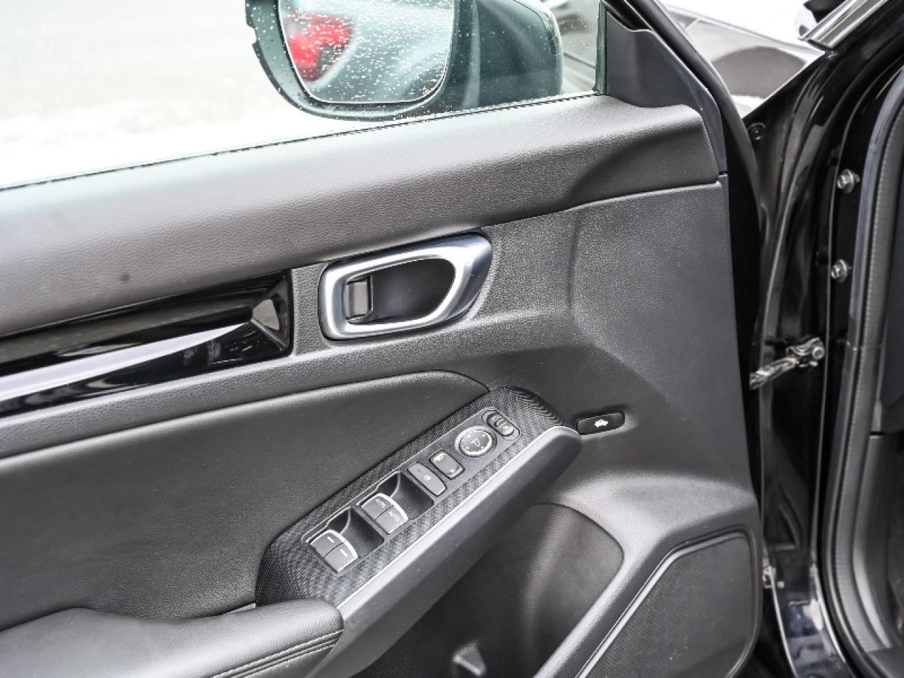 2022 Honda Civic Sedan Touring Photo