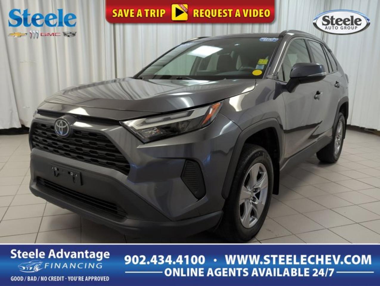Small SUV 4WD, XLE AWD, 8-Speed Automatic w/OD, Regular Unleaded I-4 2.5 L/152