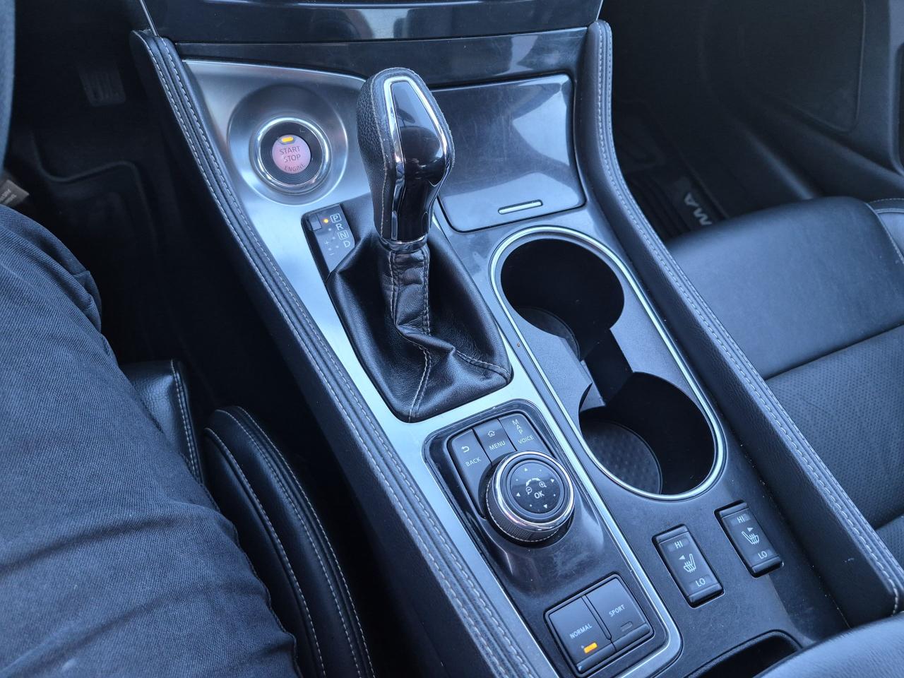 2017 Nissan Maxima SV 3.5L V6! W/ 300HP Photo24