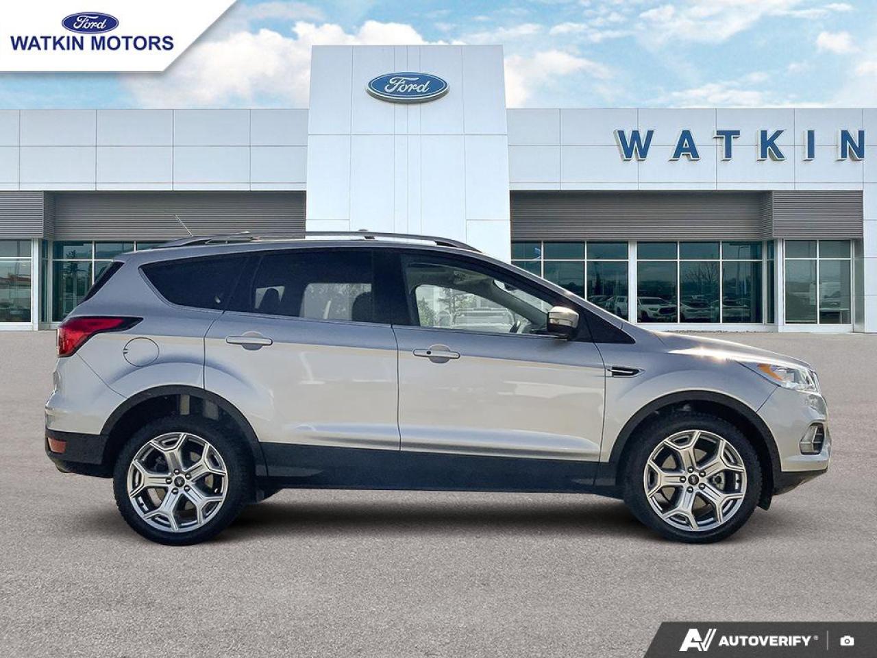 2019 Ford Escape Titanium Photo29