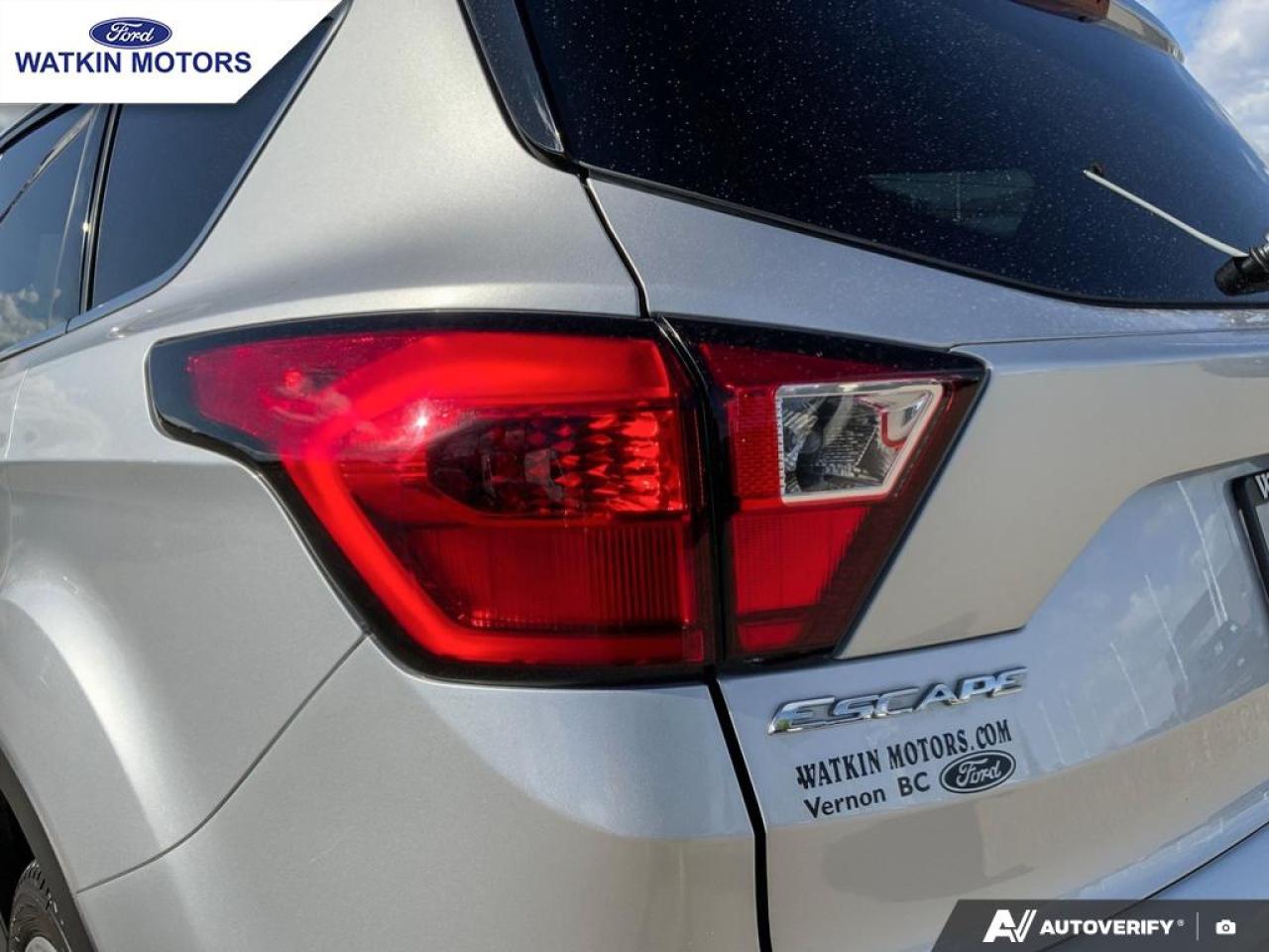 2019 Ford Escape Titanium Photo13