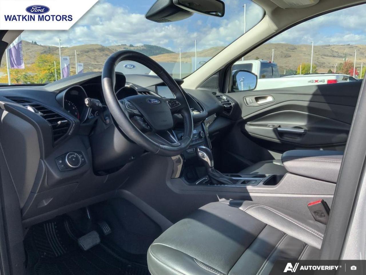 2019 Ford Escape Titanium Photo29