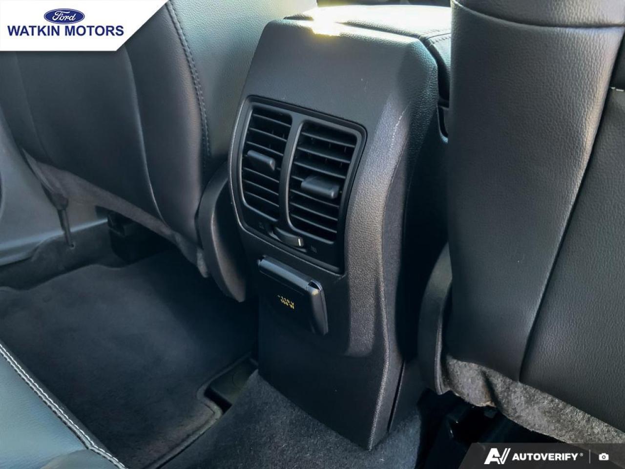 2019 Ford Escape Titanium Photo29