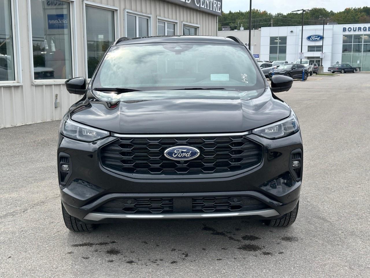 2025 Ford Escape ST-Line Elite AWD Photo