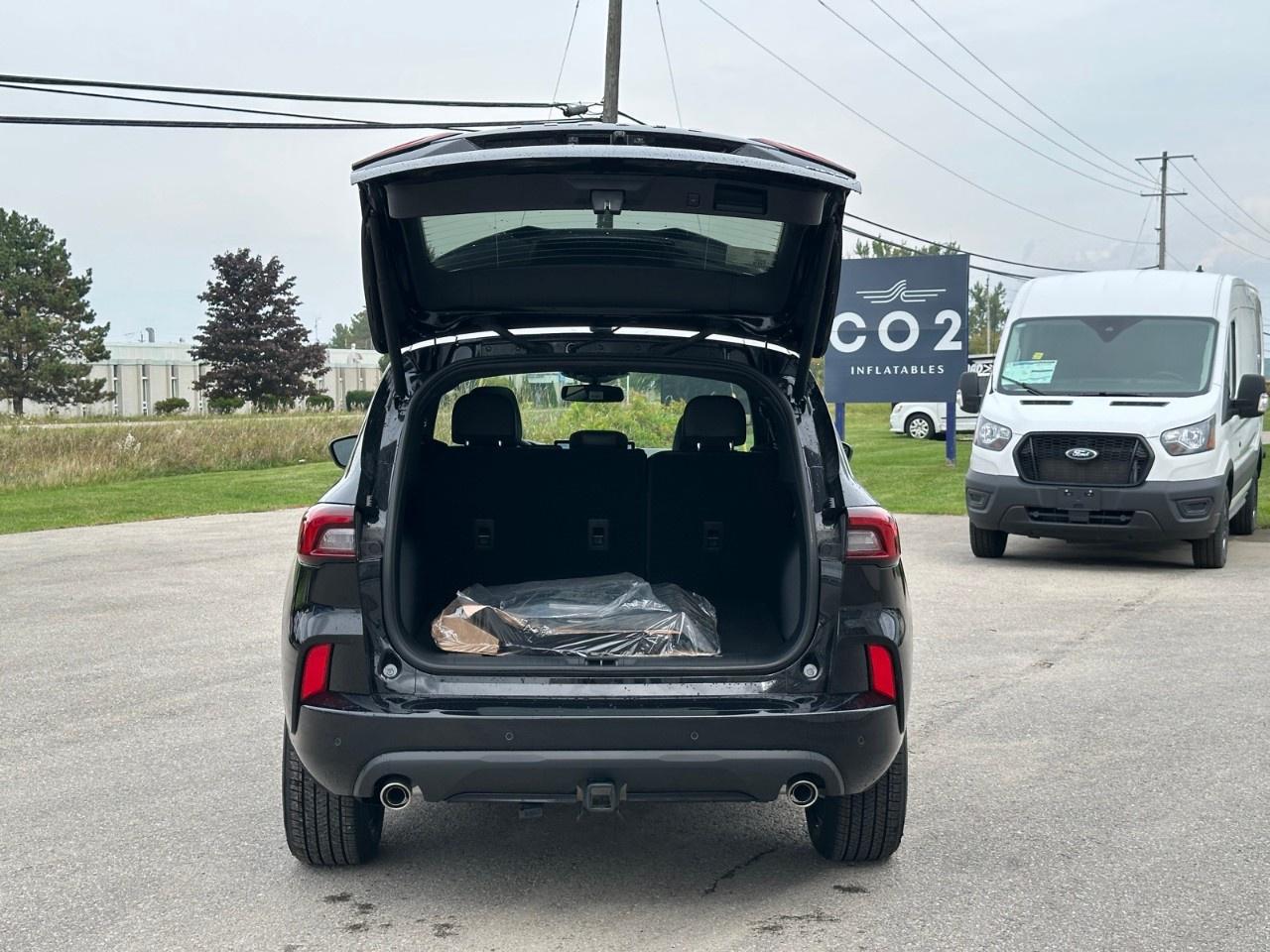 2025 Ford Escape ST-Line Elite AWD Photo