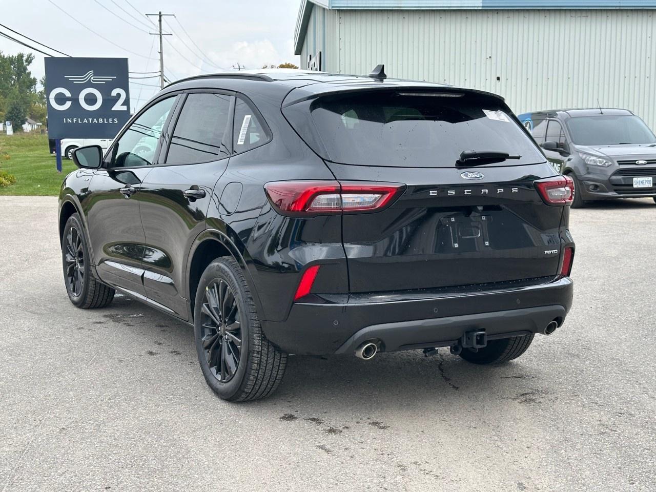 2025 Ford Escape ST-Line Elite AWD Photo