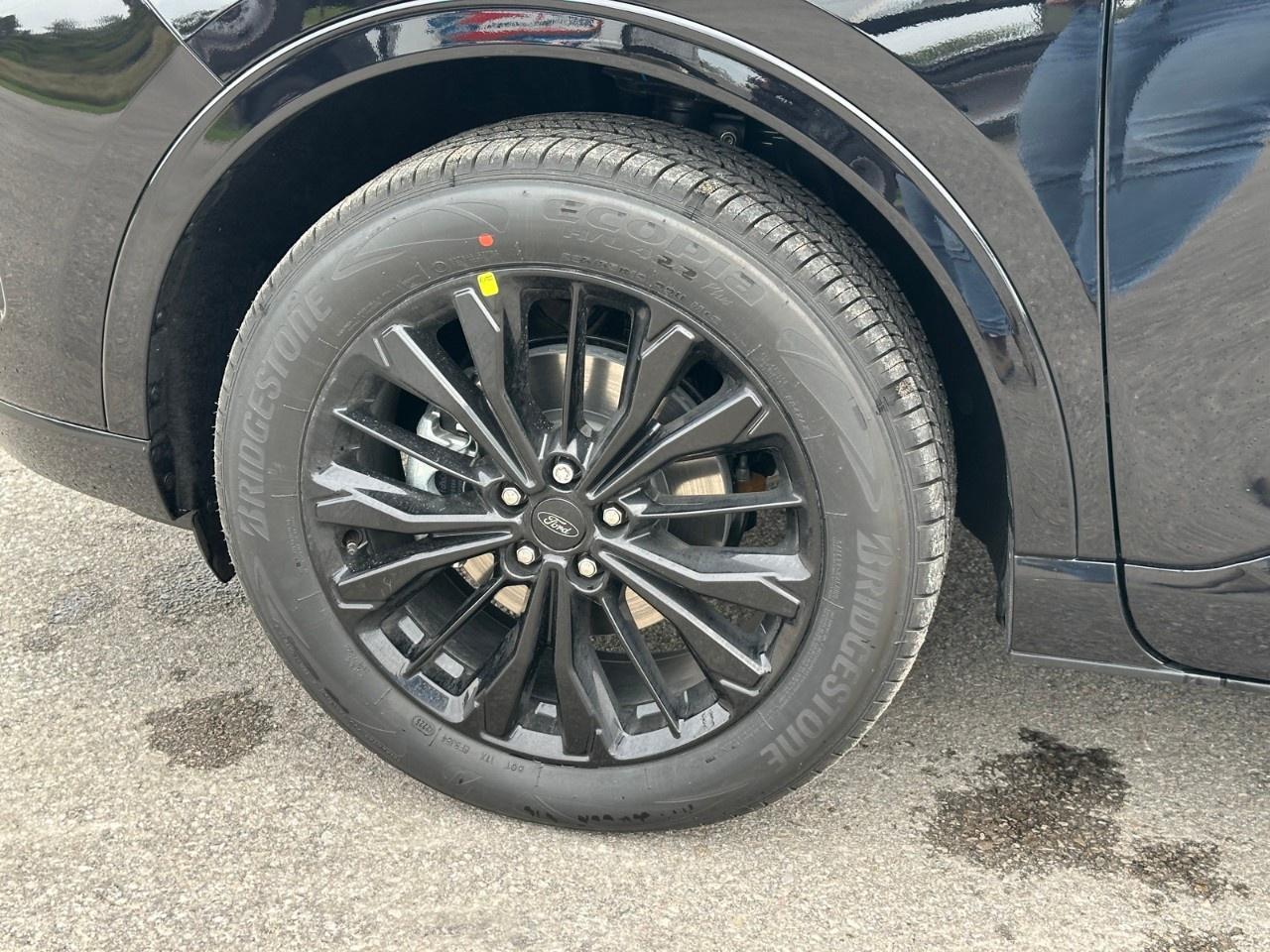 2025 Ford Escape ST-Line Elite AWD Photo