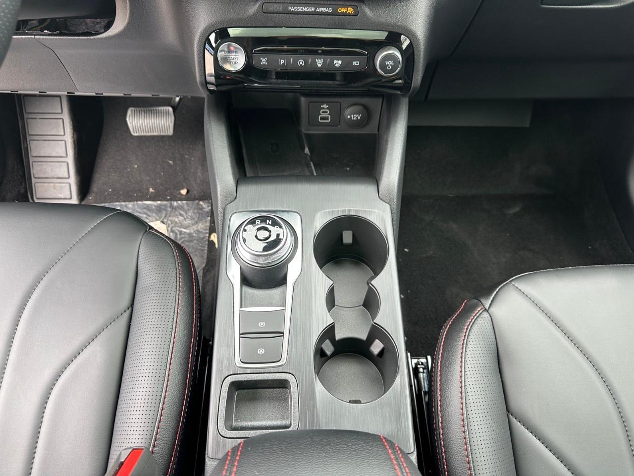 2025 Ford Escape ST-Line Elite AWD Photo