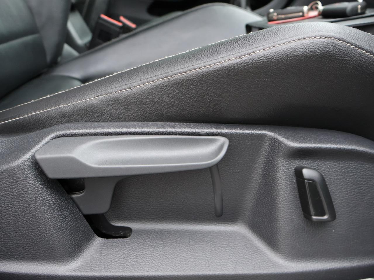 2017 Volkswagen Golf R 6Speed AWD CERTIFIED CAMERA NAV BLUETOOTH LEATHER HEATED SEATS CRUISE ALLOYS - Photo #25